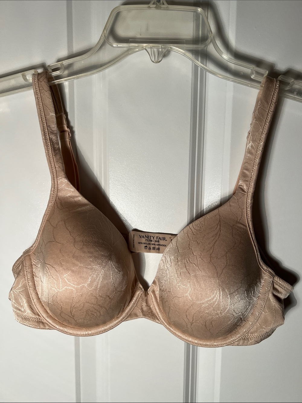 Vanity Fair Beige Floral-Textured Underwire Bra